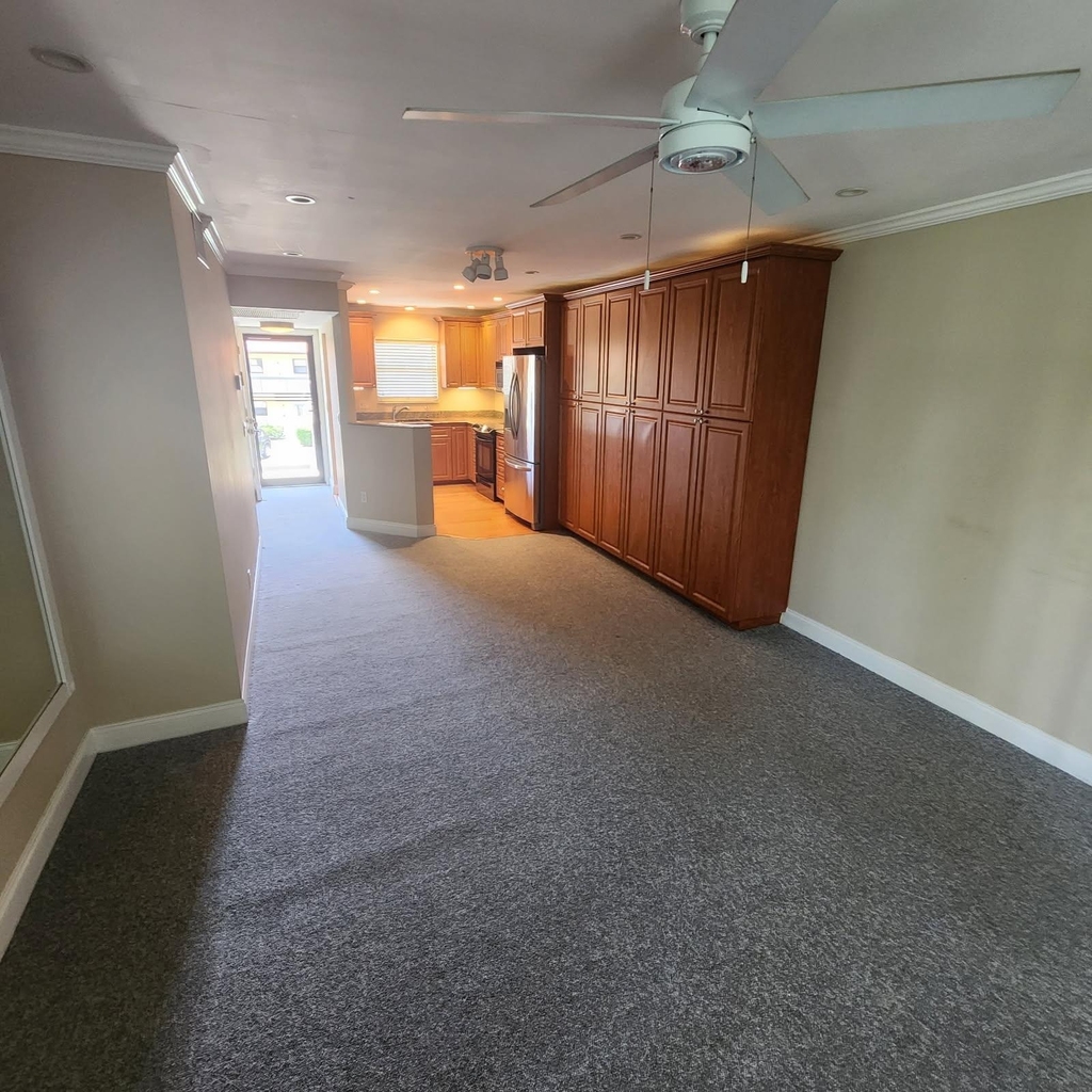 21902 Lake Forest Circle - Photo 6