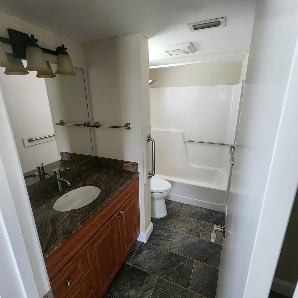 21902 Lake Forest Circle - Photo 9