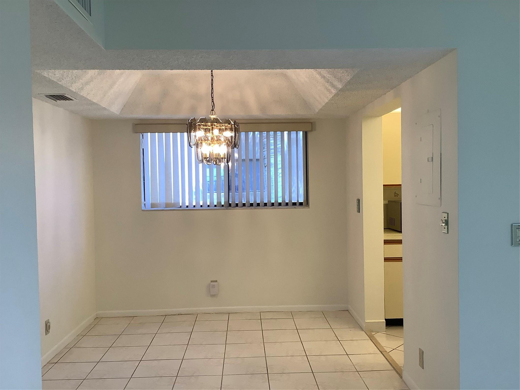 15126 Ashland Street - Photo 3