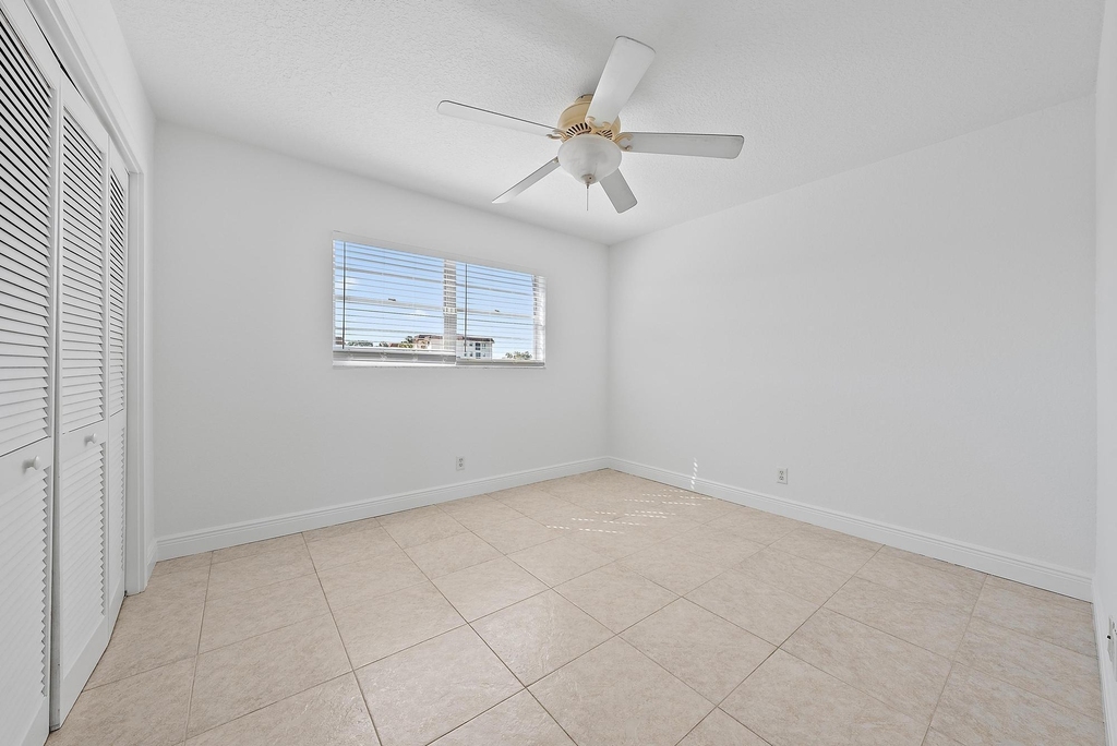 316 Southwind Court - Photo 8