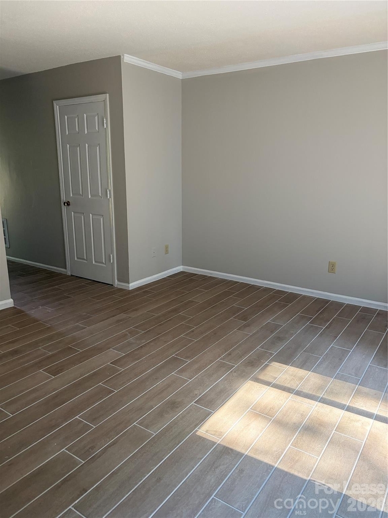1708 Village Lake Drive - Photo 9