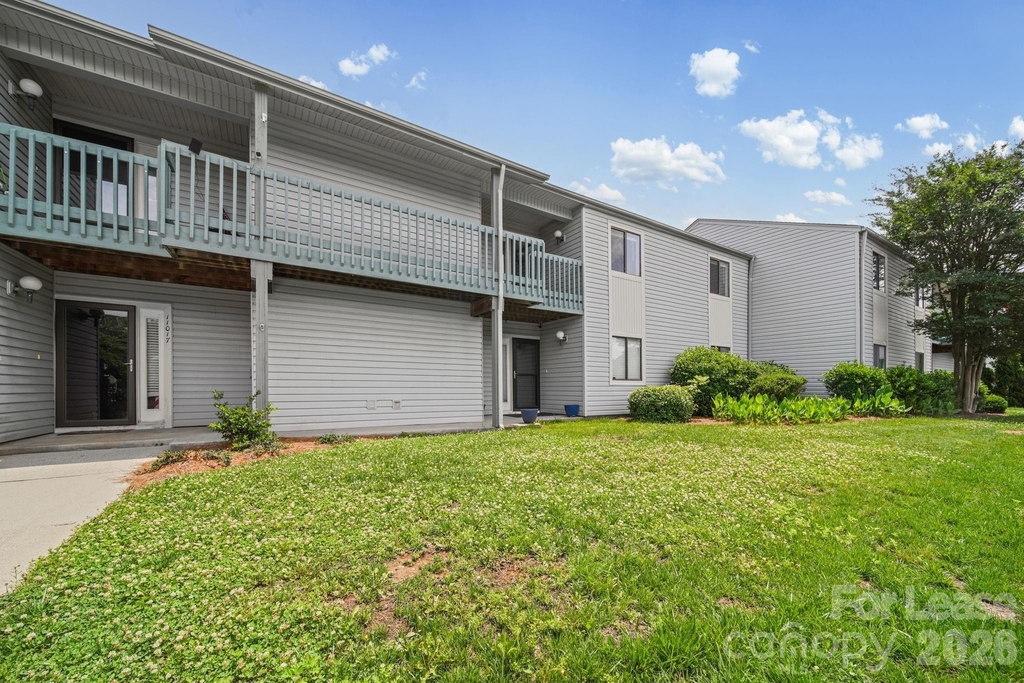 11023 Harrowfield Road - Photo 0