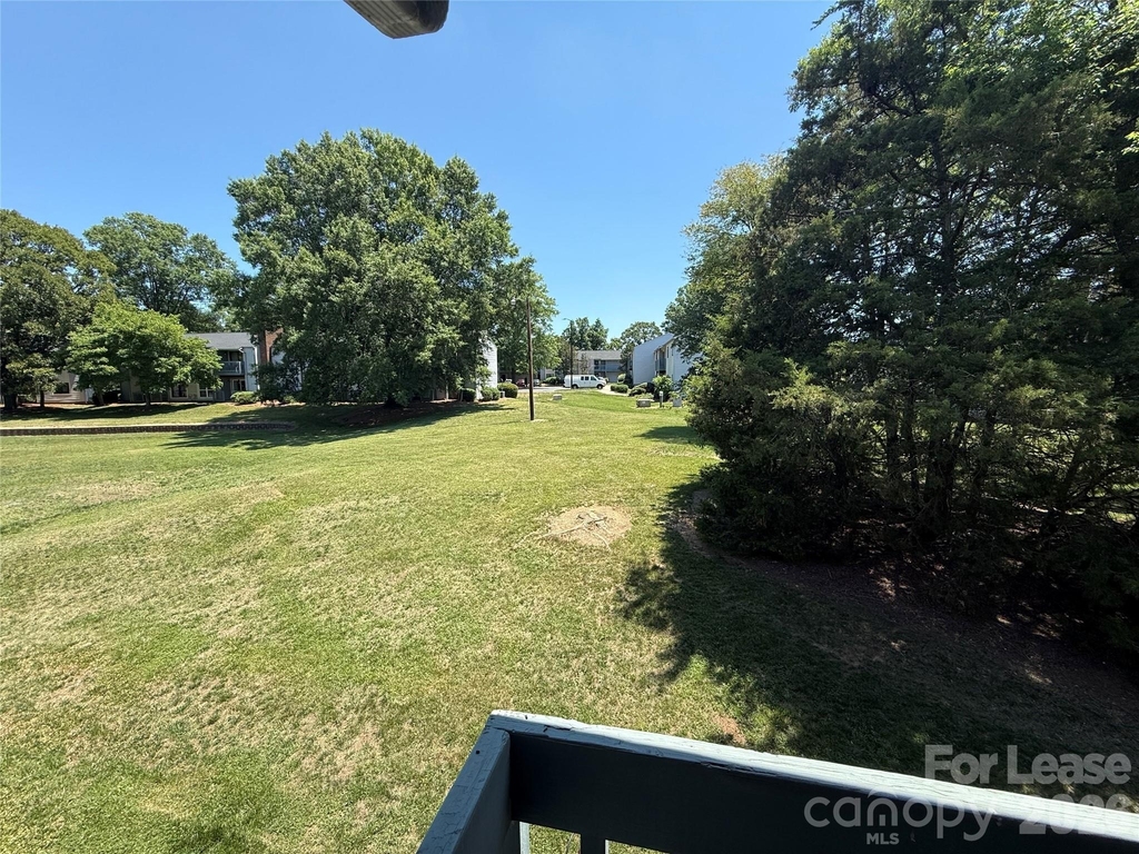 11023 Harrowfield Road - Photo 21