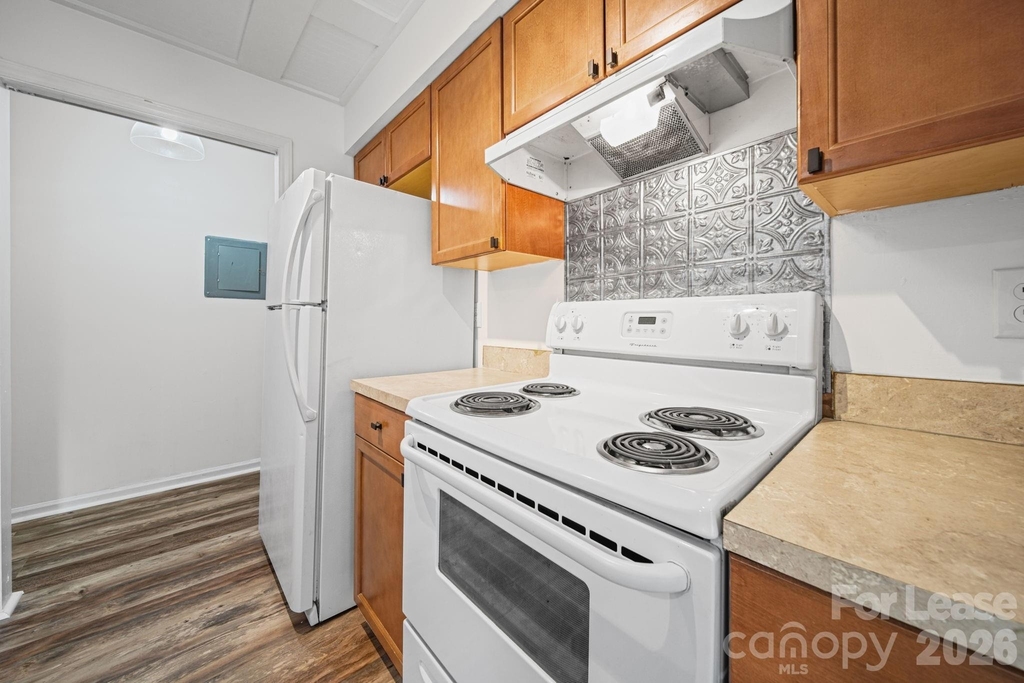 11023 Harrowfield Road - Photo 6