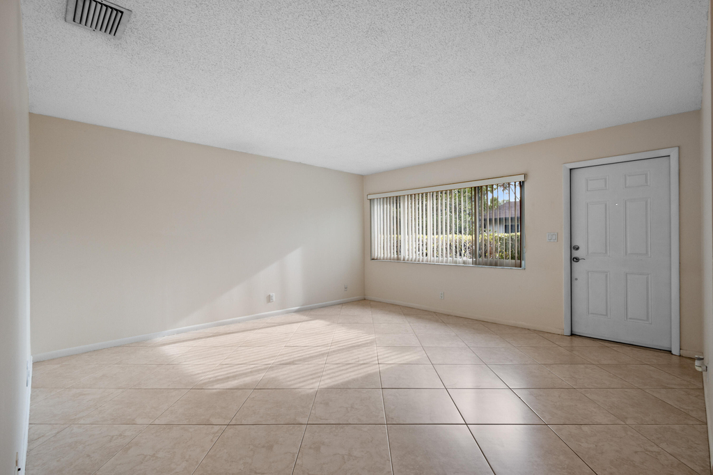 1106 Ne 16th Court - Photo 5
