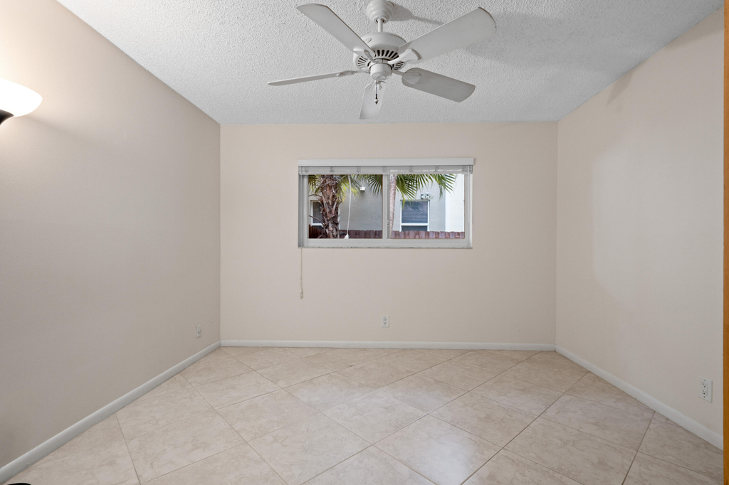 1106 Ne 16th Court - Photo 29