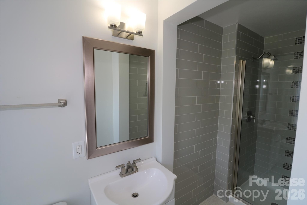 5410 Londonderry Road - Photo 33
