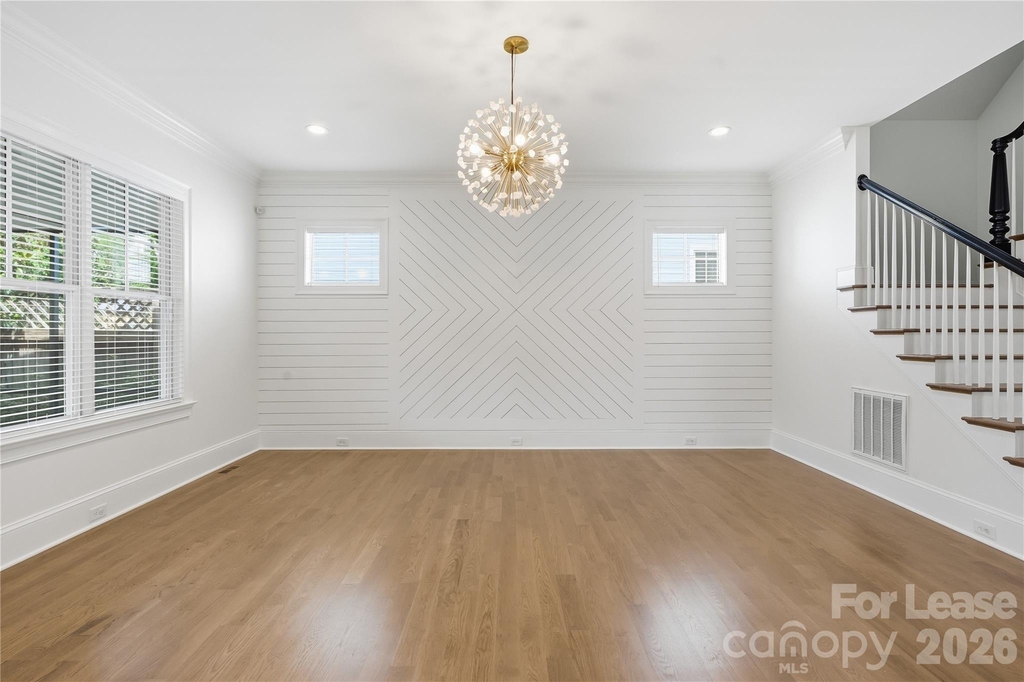 404 Iverson Way - Photo 31