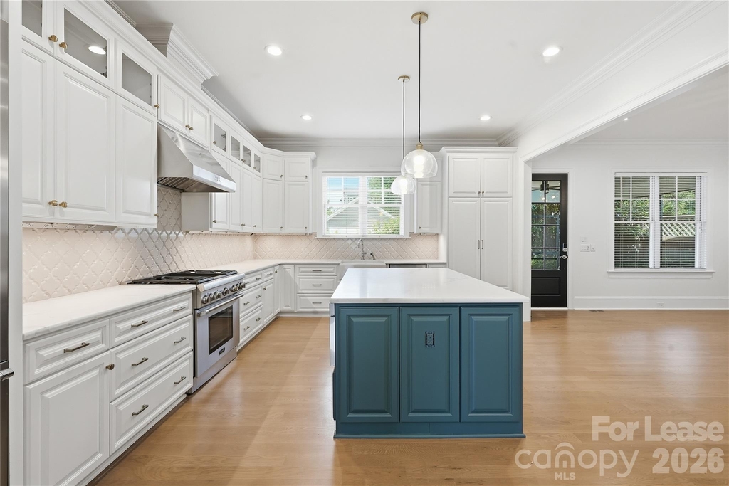 404 Iverson Way - Photo 36