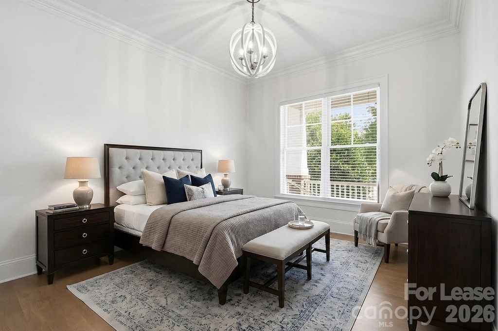 404 Iverson Way - Photo 4