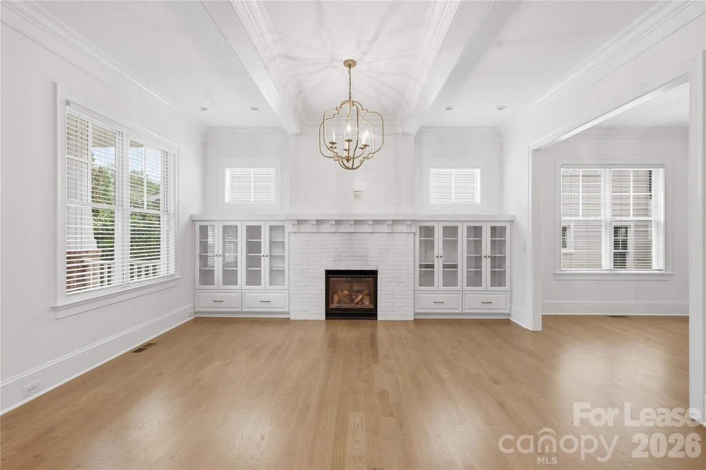 404 Iverson Way - Photo 29