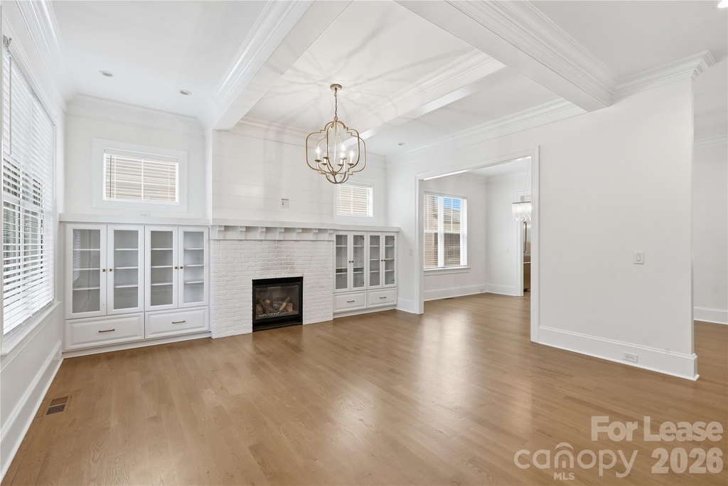 404 Iverson Way - Photo 33