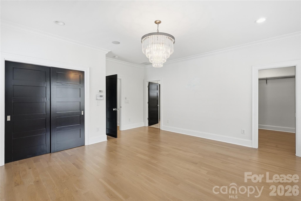 404 Iverson Way - Photo 18