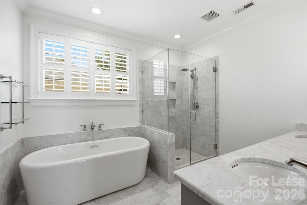 404 Iverson Way - Photo 19