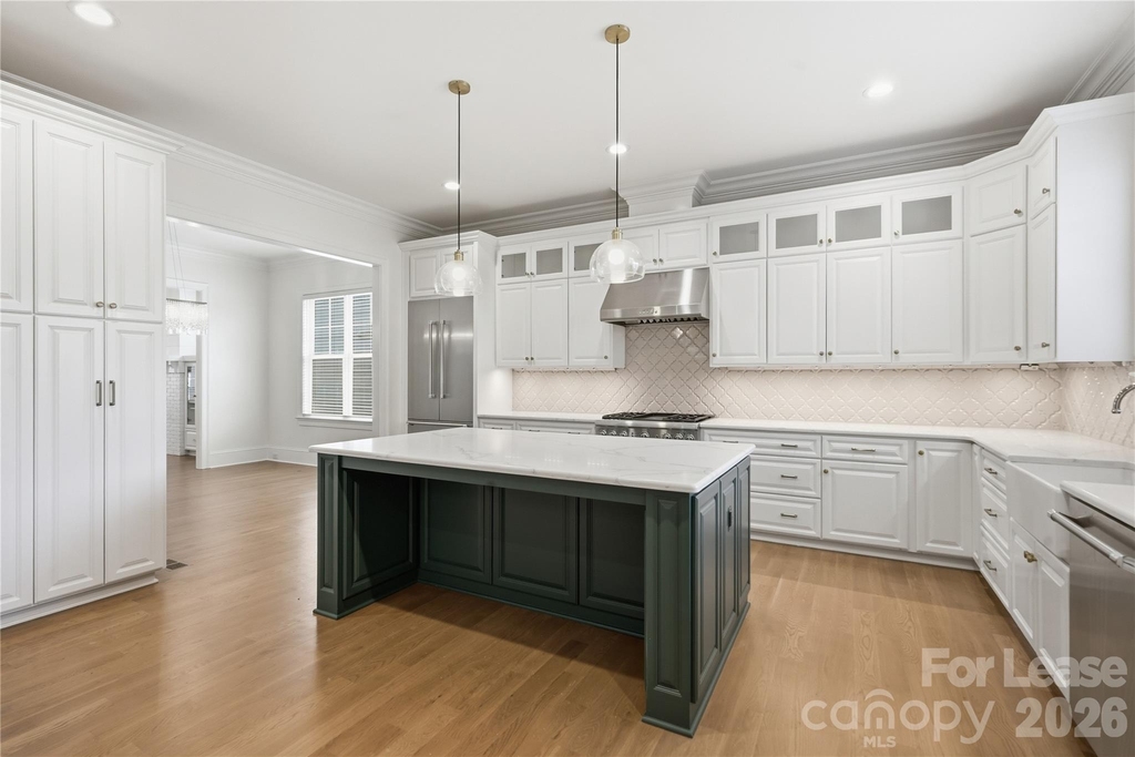 404 Iverson Way - Photo 35