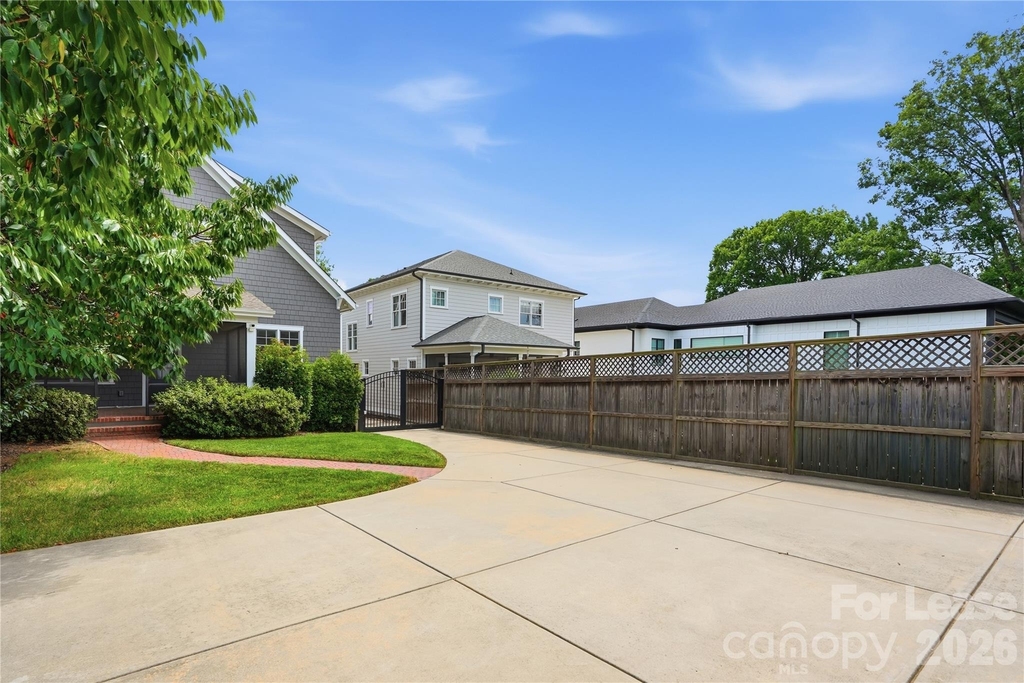 404 Iverson Way - Photo 20