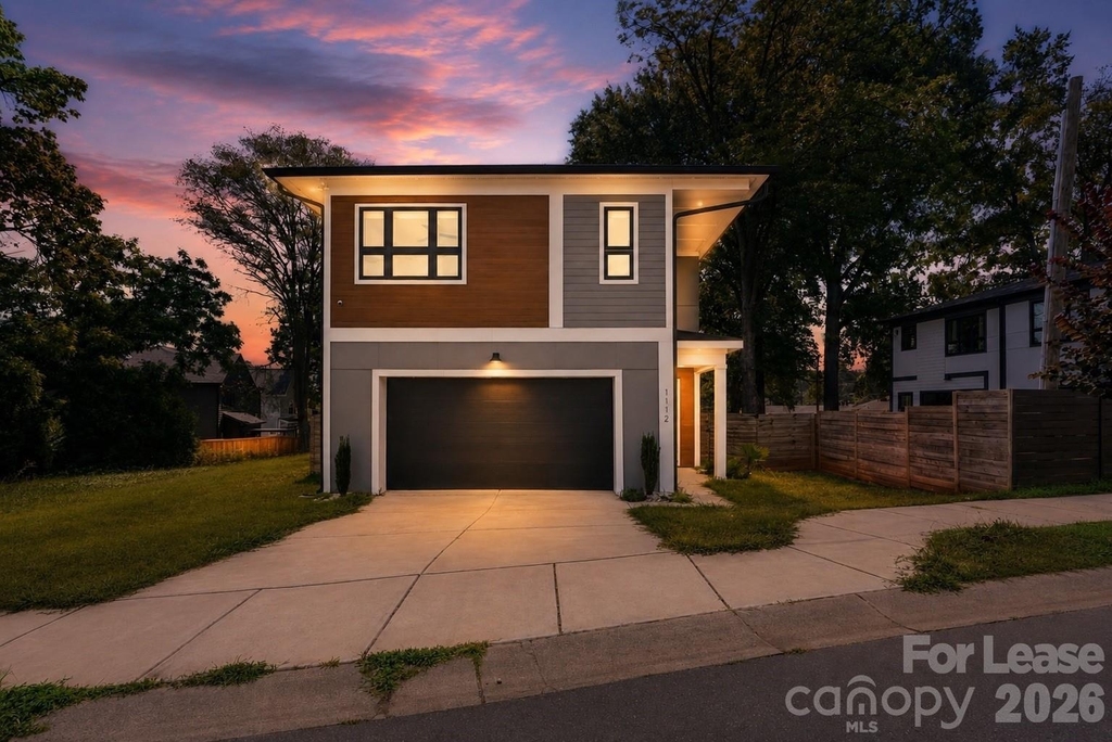 1112 Fairmont Street - Photo 0