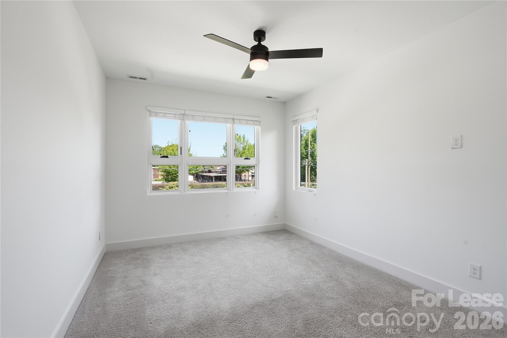1112 Fairmont Street - Photo 4