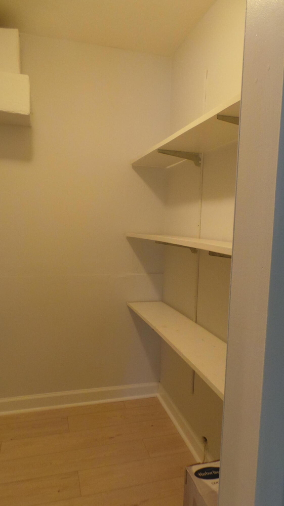 370 Orange Way - Photo 23