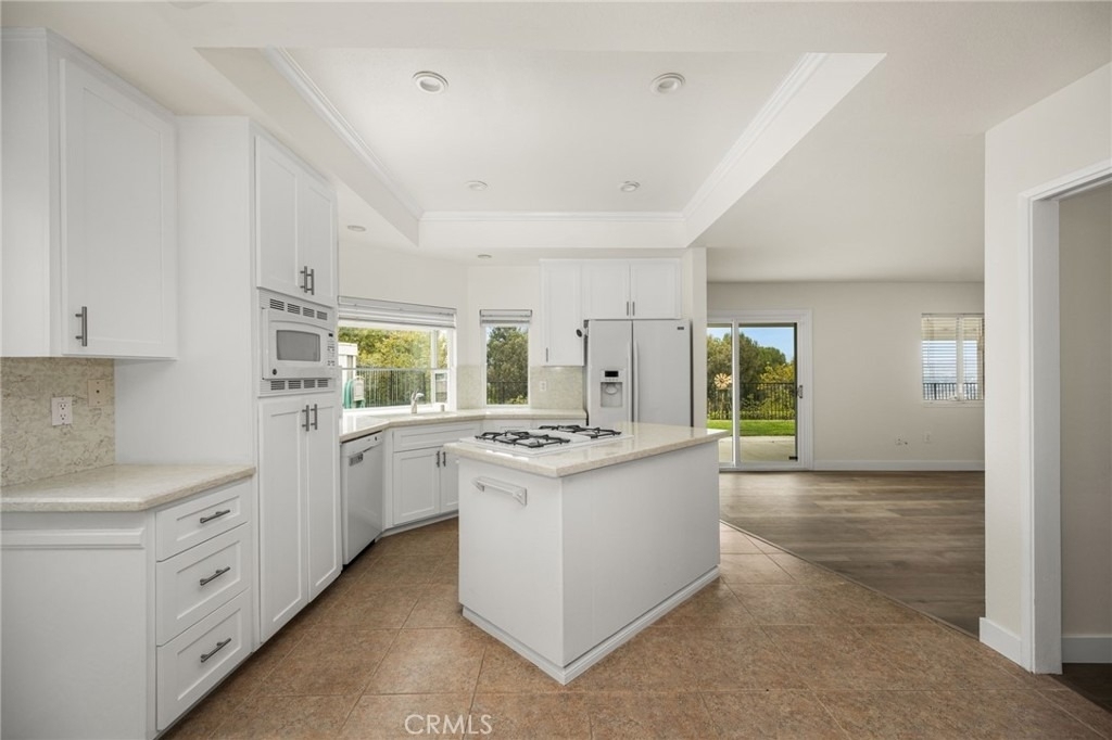 5779 E Hudson Bay - Photo 8