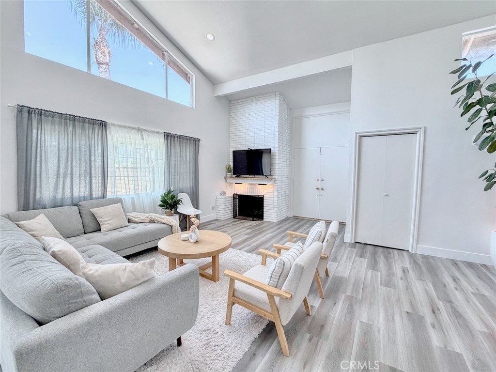 2134 N Pami Circle - Photo 4