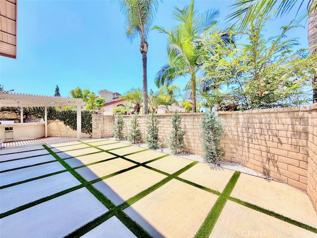 2134 N Pami Circle - Photo 24