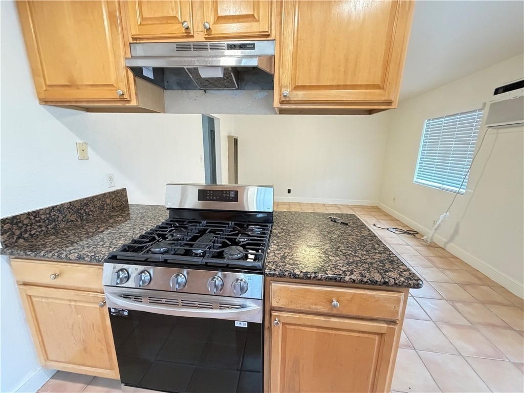 12660 Yorba - Photo 7