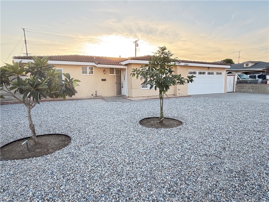 12660 Yorba - Photo 1