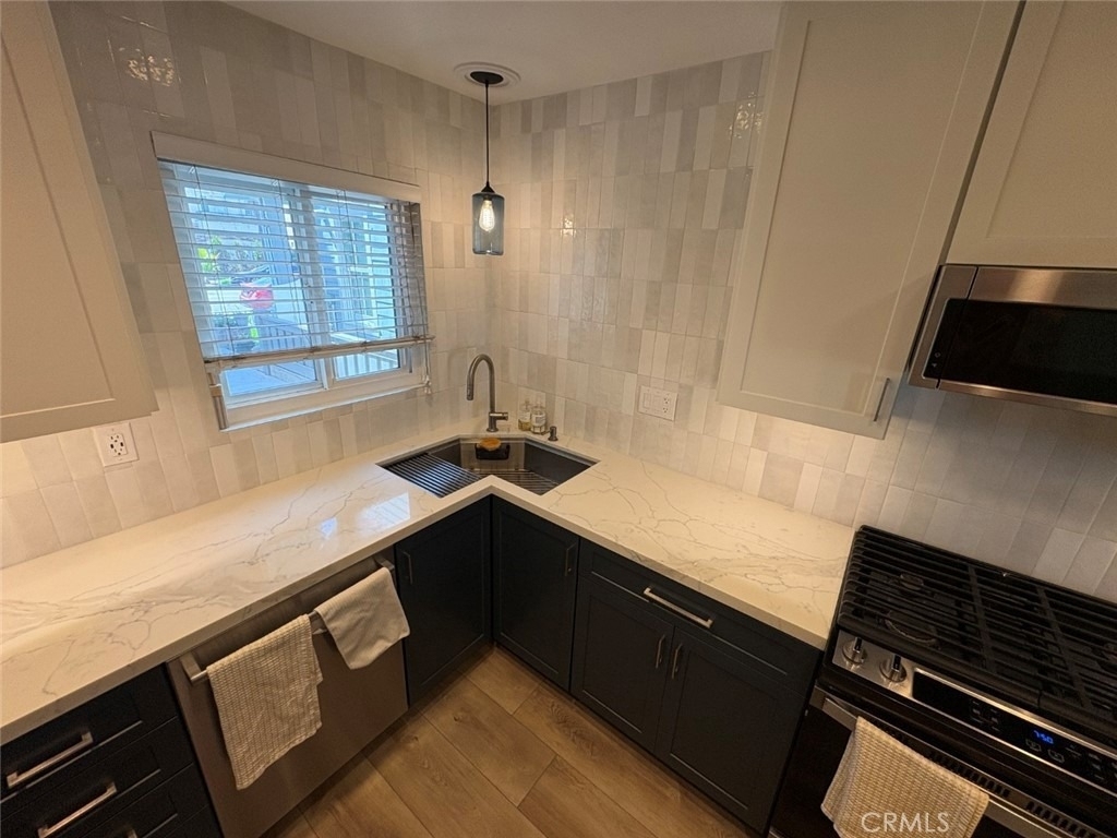 223 14th Street - Photo 6