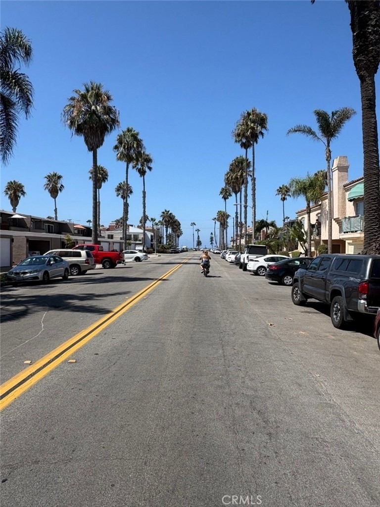 223 14th Street - Photo 30
