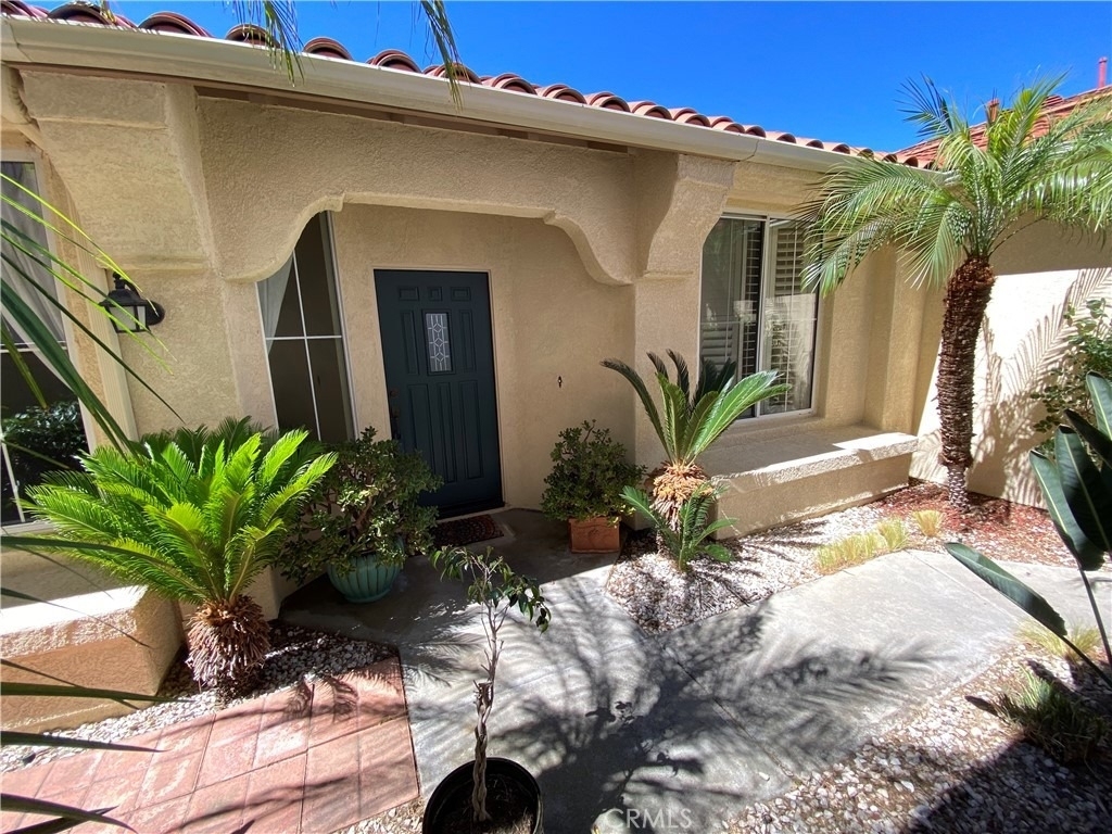 27 Colony - Photo 3