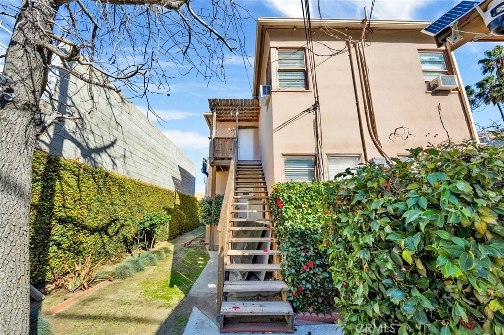 4343 Laurel Canyon Boulevard - Photo 0