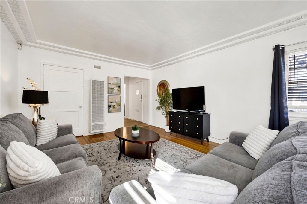 4343 Laurel Canyon Boulevard - Photo 4