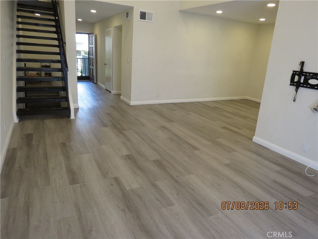 203 Ridge Terrace - Photo 5