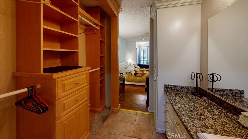 5205 E Waverly Drive - Photo 10