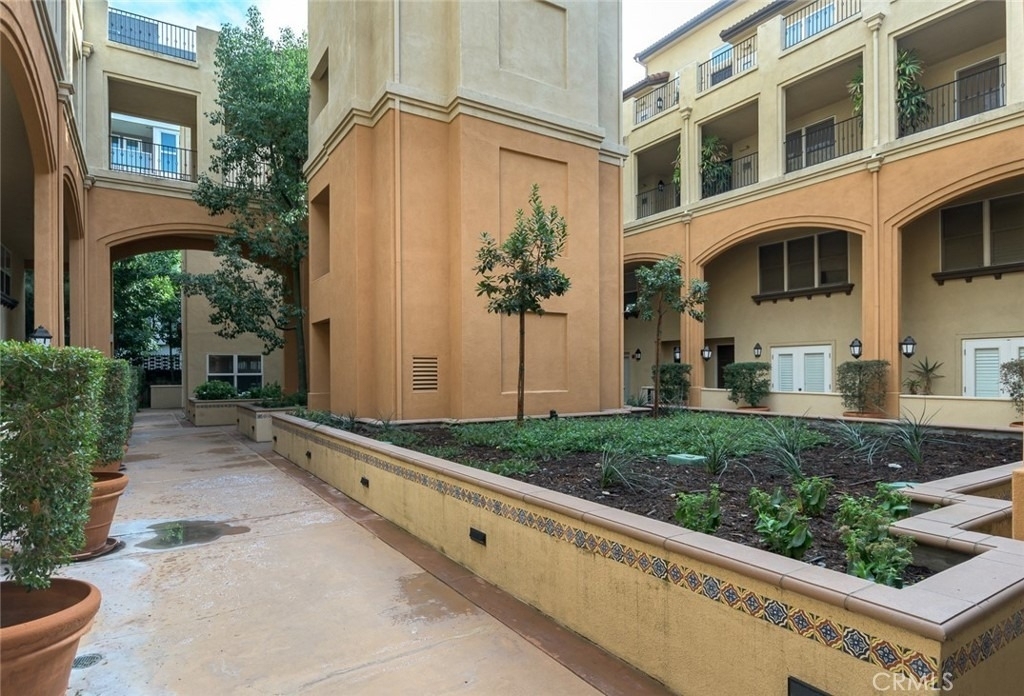280 N Madison - Photo 12