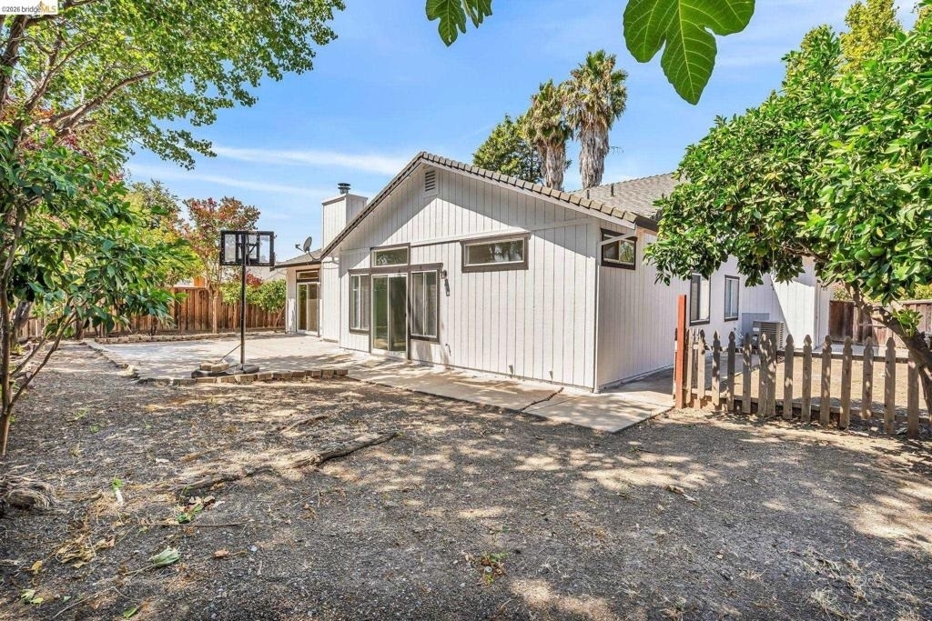 3427 Sanford Street - Photo 40