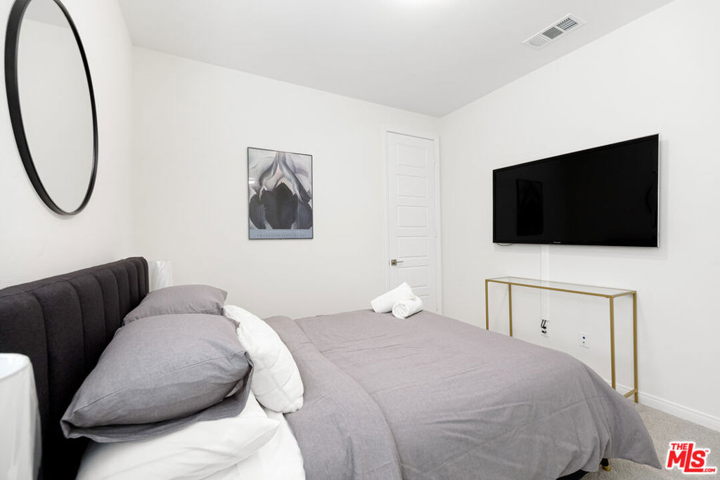768 Daniel Freeman Circle - Photo 8