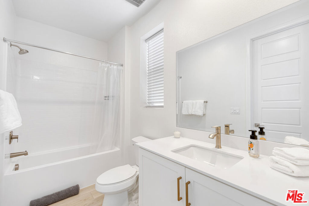 768 Daniel Freeman Circle - Photo 5