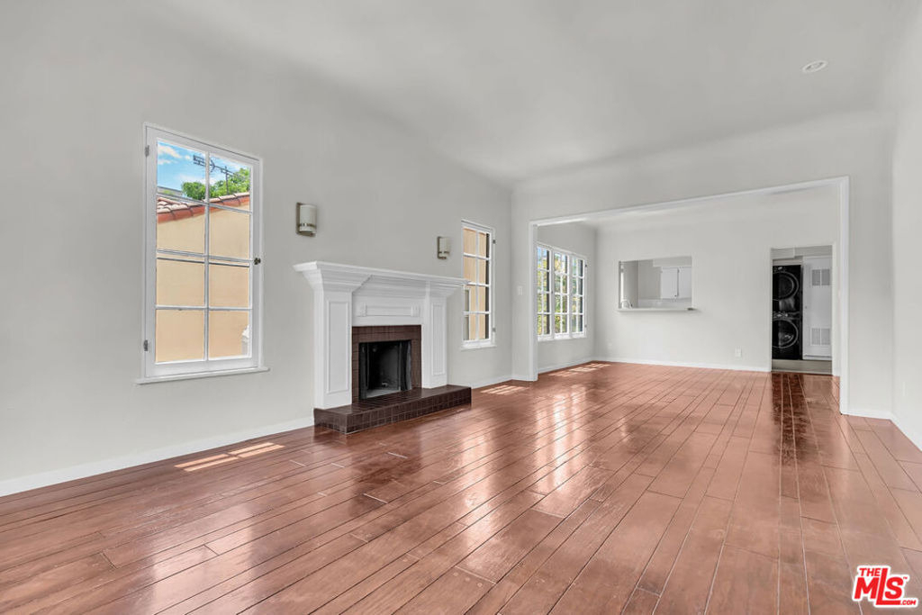751 N Croft Avenue - Photo 3