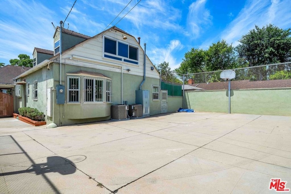 3439 W 84th Place - Photo 25