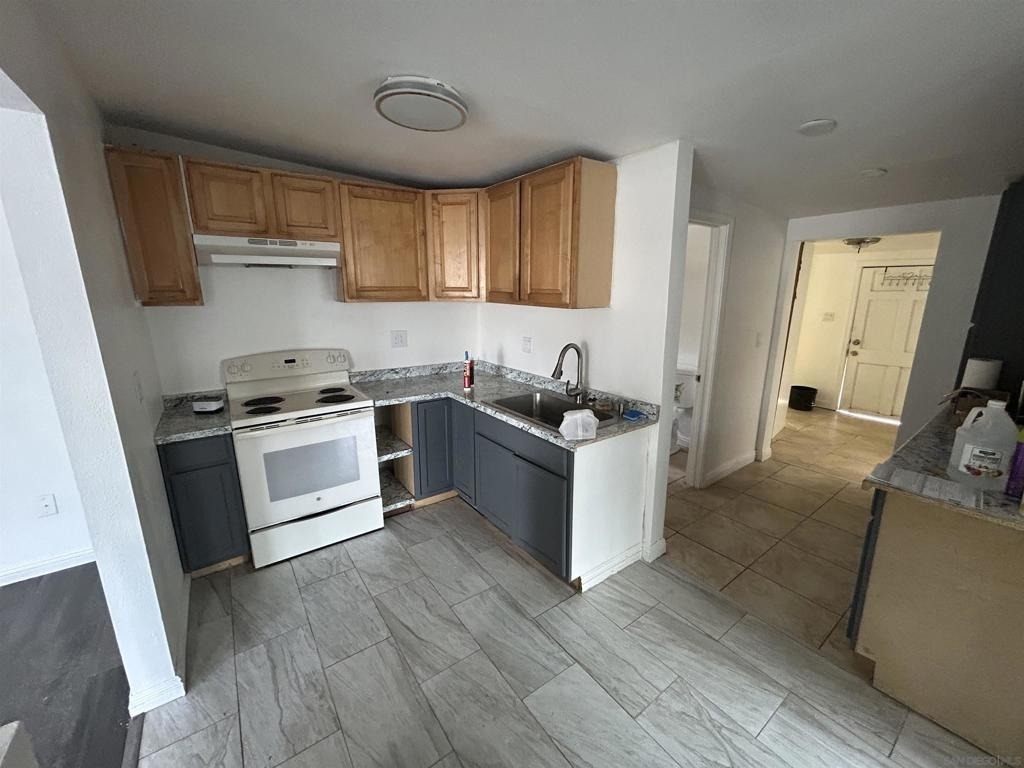 44660 Holtville Avenue - Photo 3