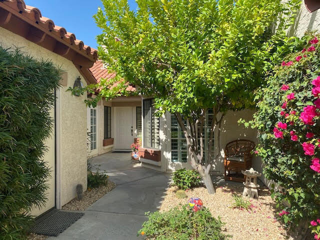 107 Avellino Circle - Photo 0
