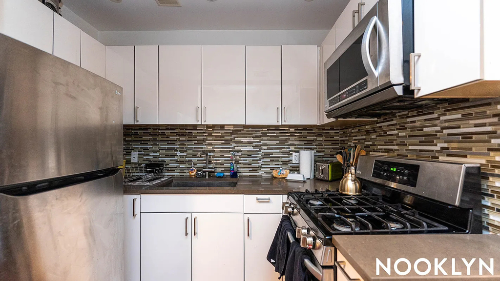 44 New York Avenue - Photo 3
