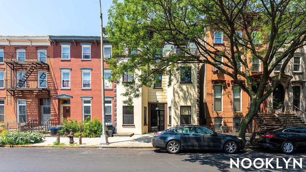 44 New York Avenue - Photo 13