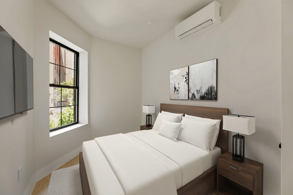 2111 Regent Place #2R - Photo 2