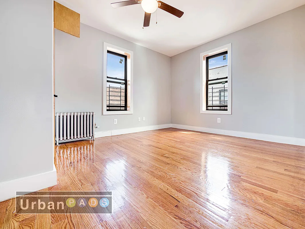 62 Clarkson Avenue - Photo 4
