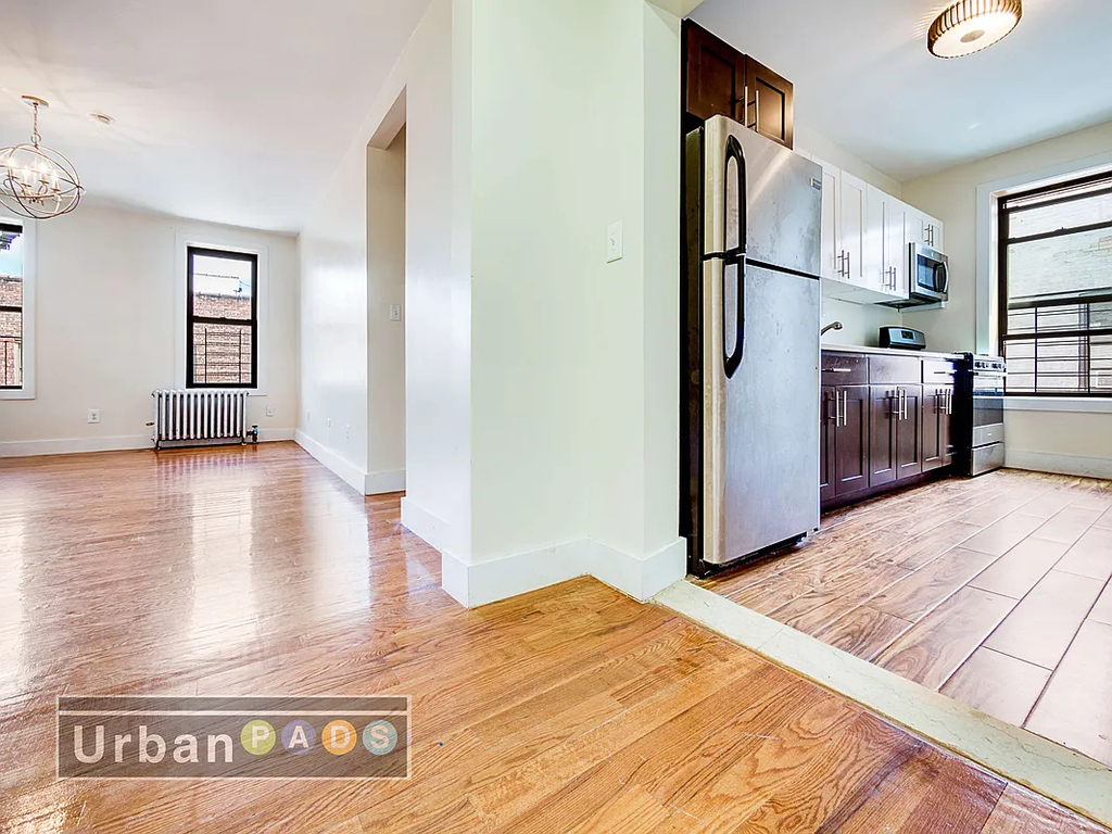 62 Clarkson Avenue - Photo 2