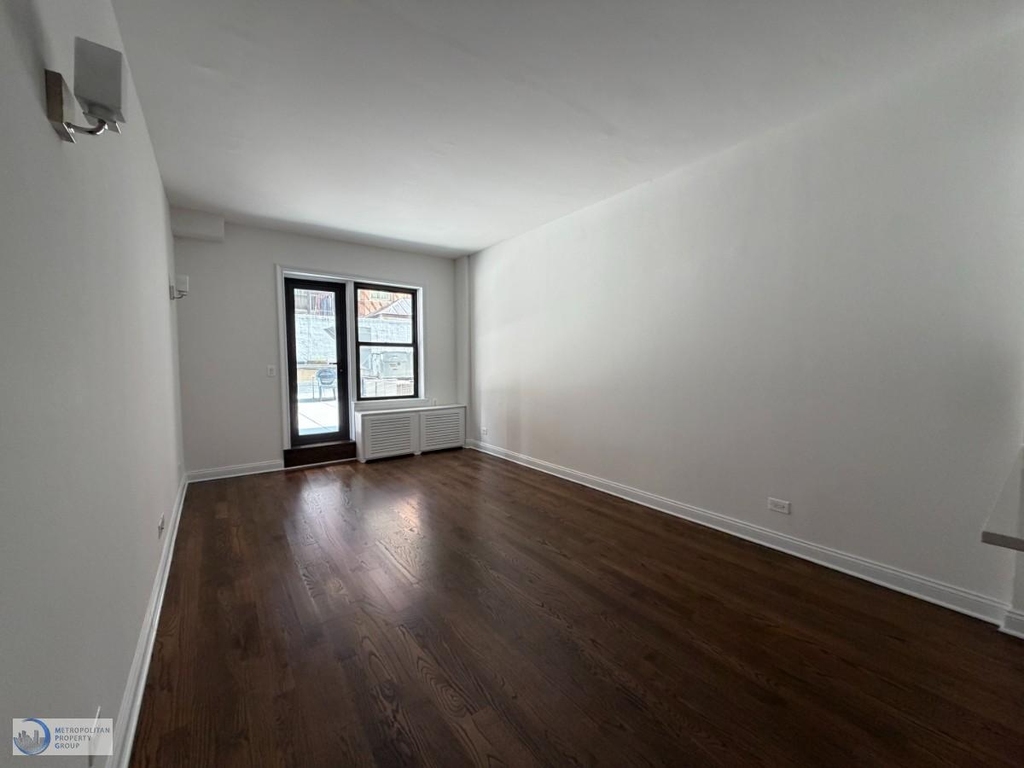 W 22nd St. - Photo 1