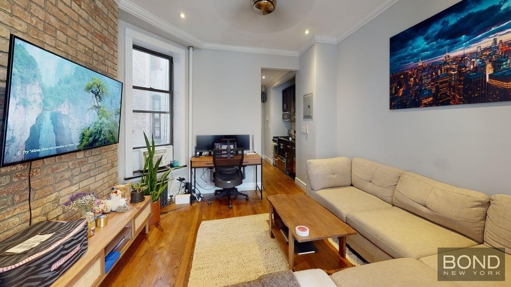 Mott Street - Photo 10